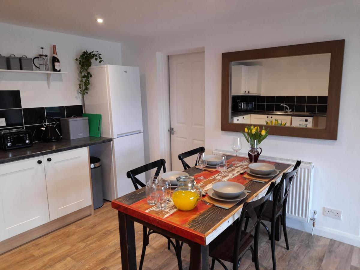 High Tide - 2 Bed Sunny Holiday Home Near Beach With Garden And Parking クーム・マーティン エクステリア 写真