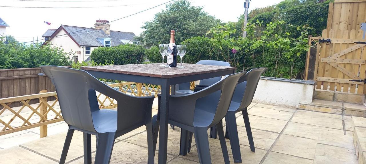 High Tide - 2 Bed Sunny Holiday Home Near Beach With Garden And Parking クーム・マーティン エクステリア 写真