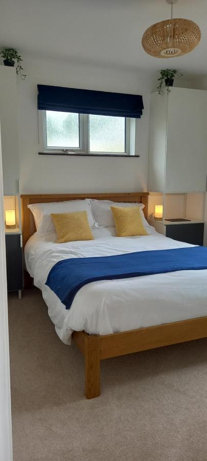 High Tide - 2 Bed Sunny Holiday Home Near Beach With Garden And Parking クーム・マーティン エクステリア 写真